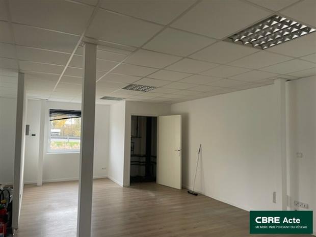 Local d'activités Location 54850 MESSEIN