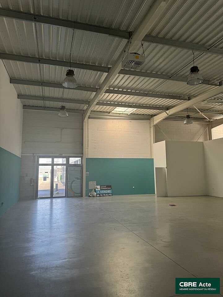 Commerce Location 54270 ESSEY LES NANCY