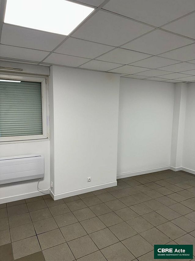 Local d'activités Location 54710 LUDRES