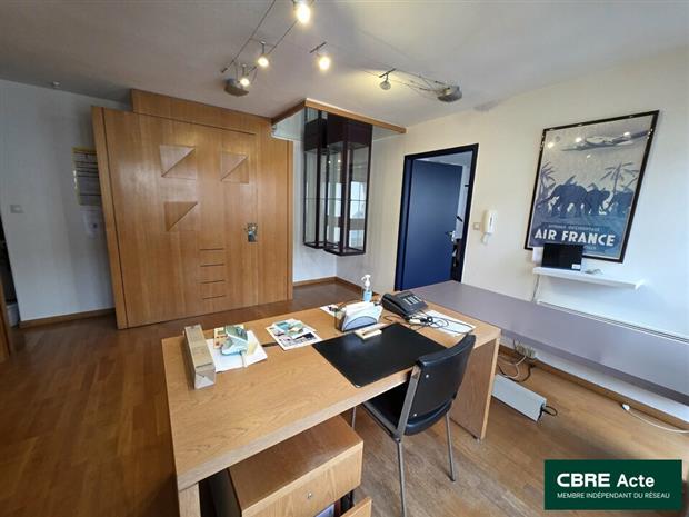 Bureau Location 54000 NANCY
