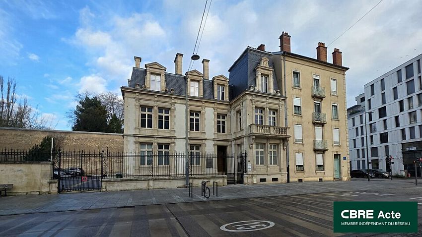 Chargement de l'image...