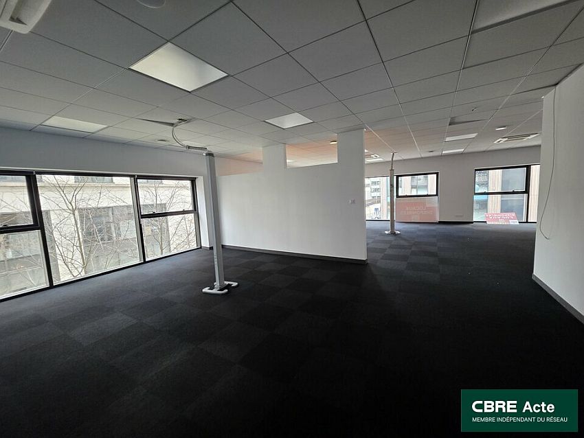 Bureau Location 54000 NANCY