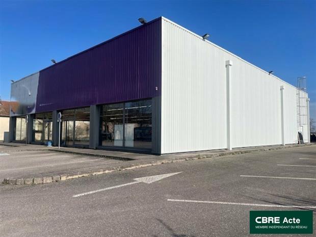 Commerce Location 54300 MONCEL LES LUNEVILLE
