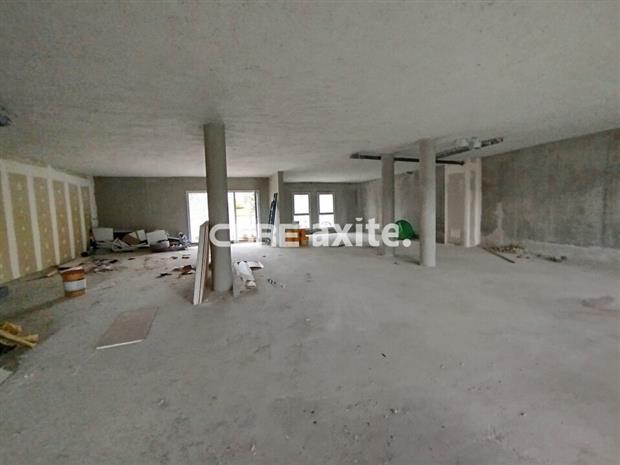 Commerce Vente 01630 SAINT-GENIS-POUILLY