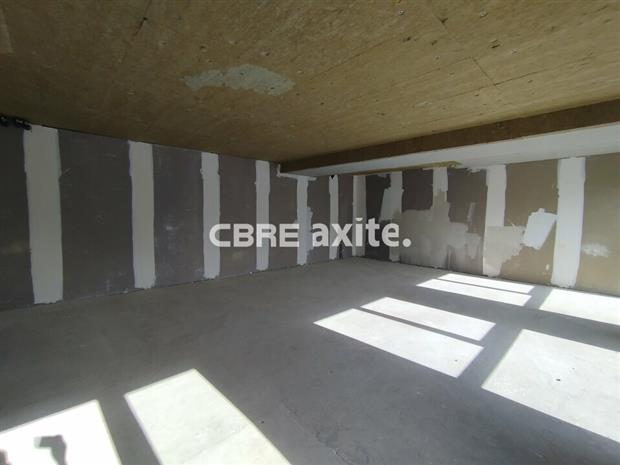 Commerce Location 01210 FERNEY-VOLTAIRE