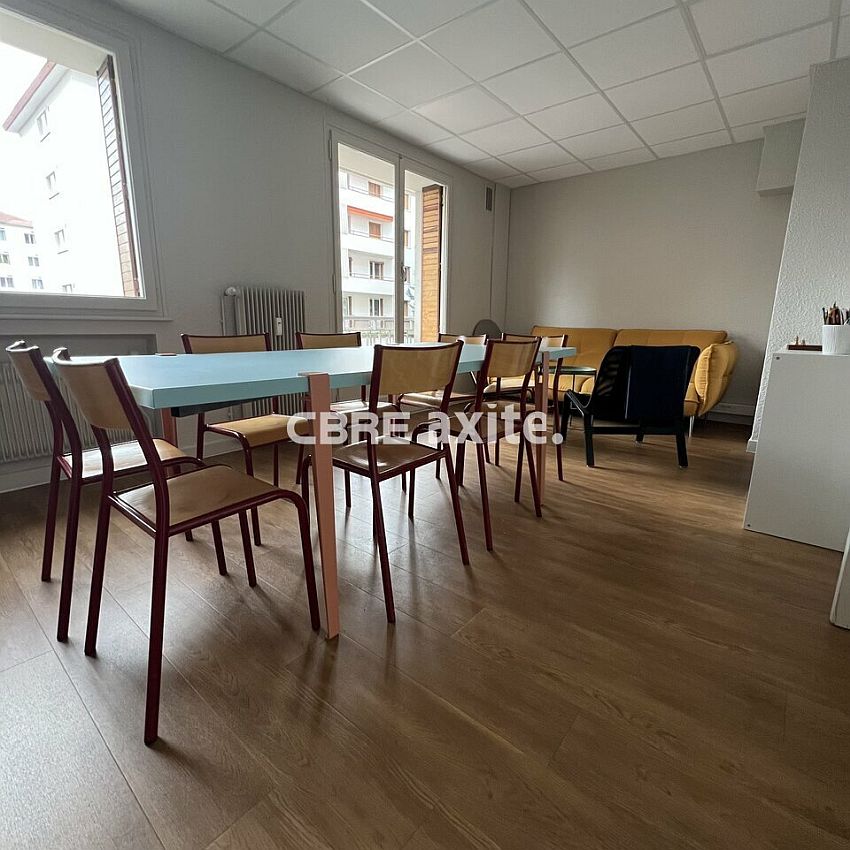 Bureau Location 74000 ANNECY