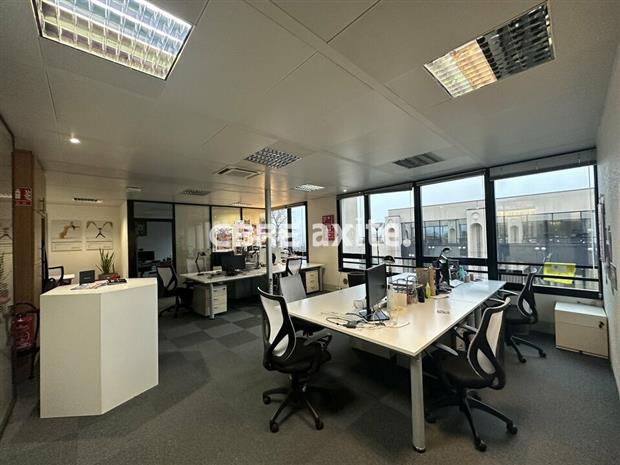 Bureau Location 74330 EPAGNY METZ TESSY