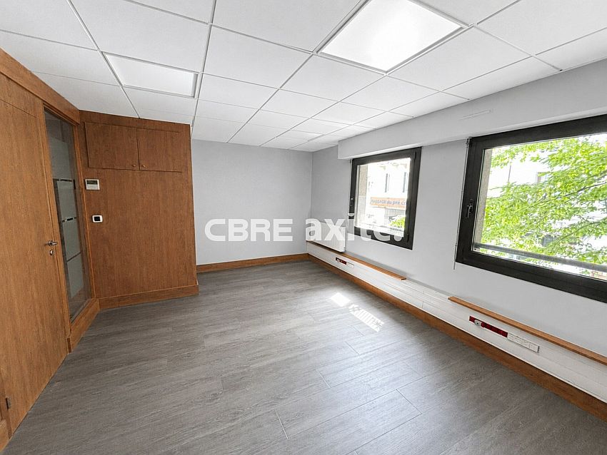 Bureau Location 74000 ANNECY