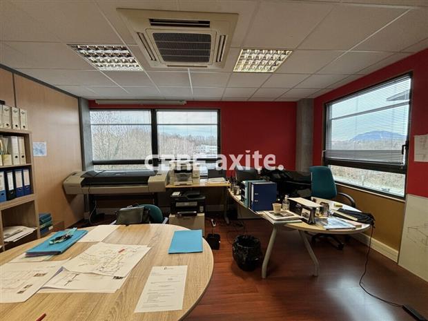 Bureau Location 74650 CHAVANOD