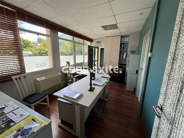 Bureau Location 74320 SEVRIER