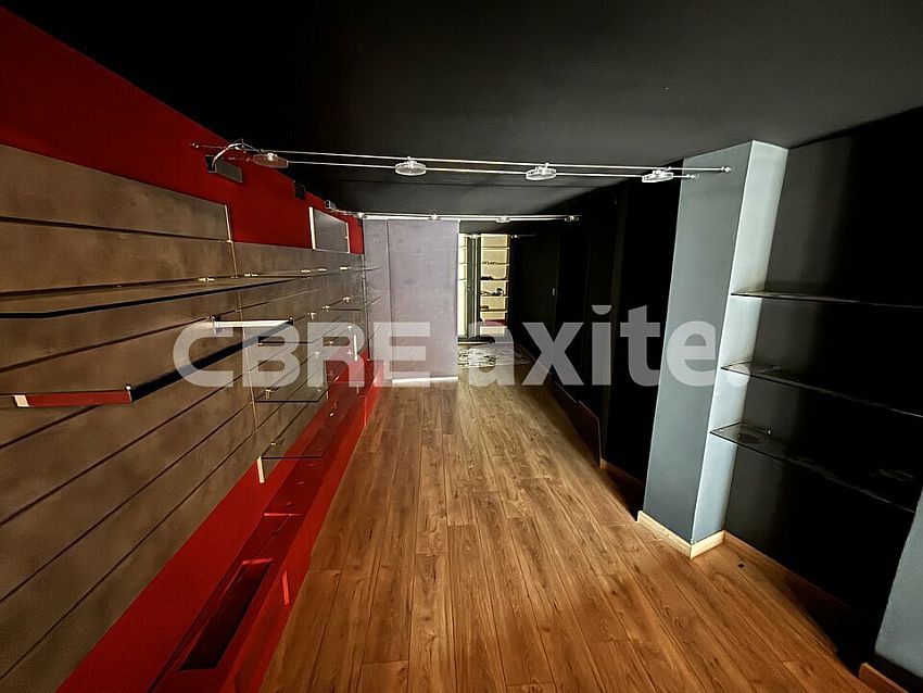 Commerce Location 74000 ANNECY