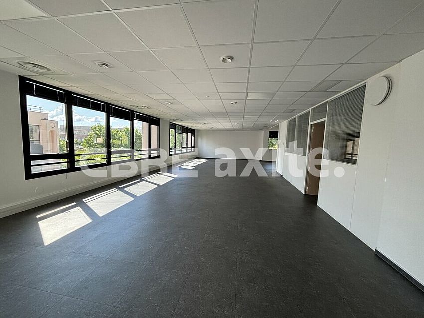 Bureau Location 74370 METZ TESSY