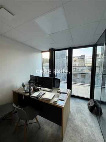 Bureau Location 74330 POISY