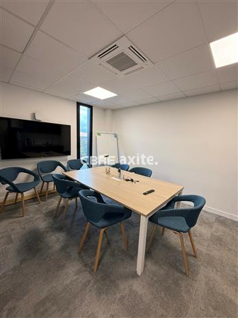 Bureau Location 74330 POISY