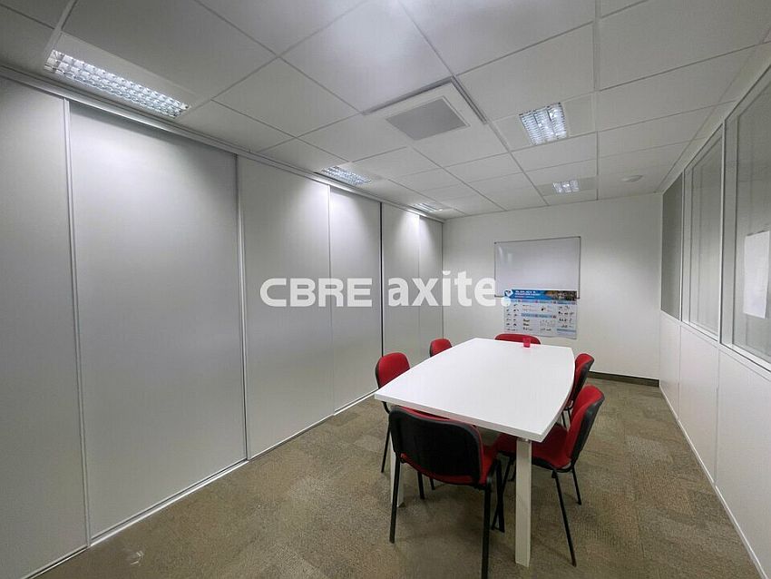 Bureau Location 74650 CHAVANOD