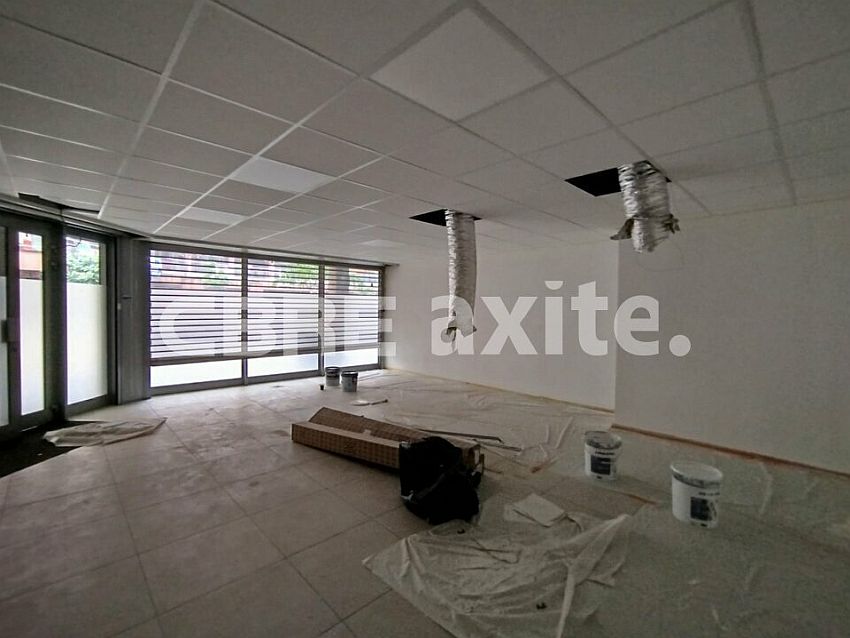 Commerce Location 74100 ANNEMASSE