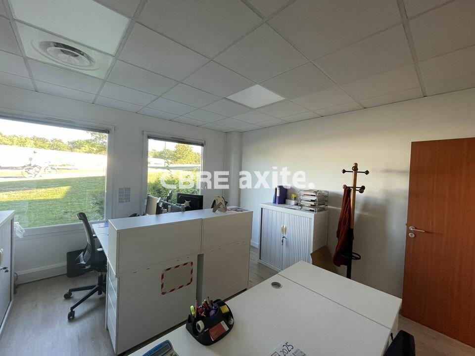 Bureau Location 74650 CHAVANOD