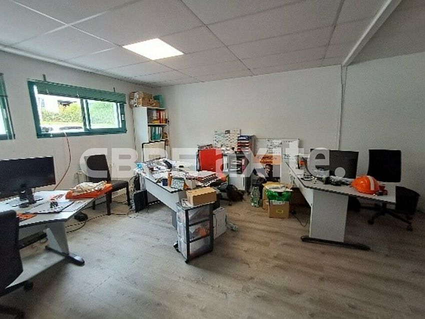 Local d'activités Location 74370 PRINGY