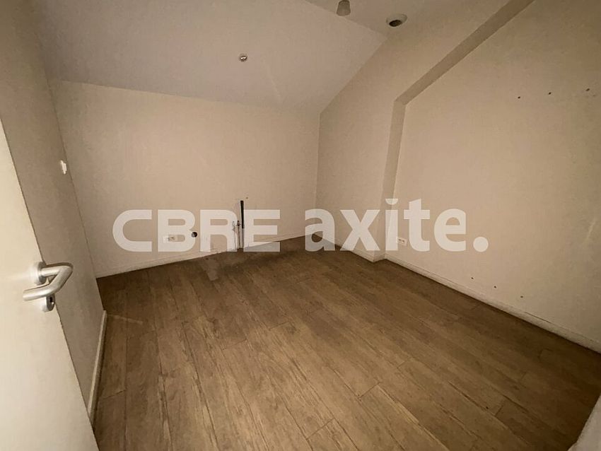 Commerce Location 74100 ANNEMASSE
