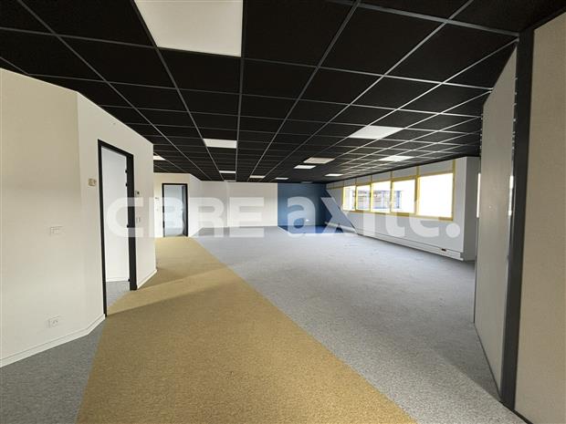 Bureau Location 74960 ANNECY