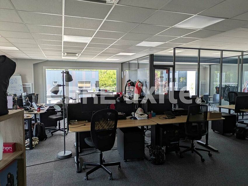 Bureau Location 74960 CRAN GEVRIER