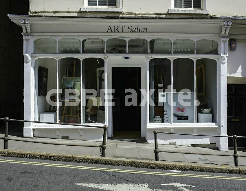 Commerce Location 74320 SEVRIER