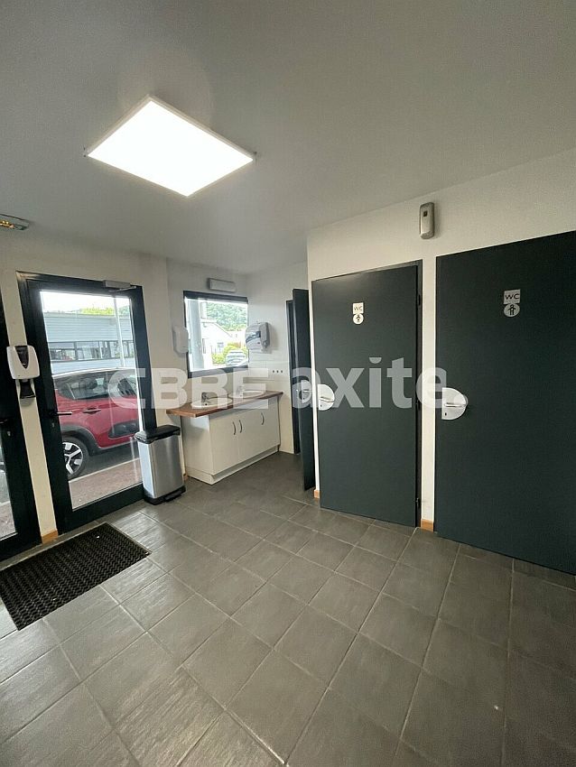 Local d'activités Location 74370 PRINGY