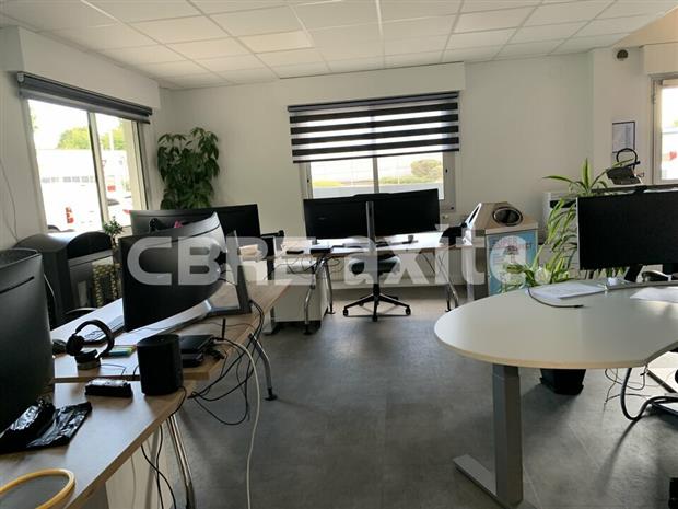 Local d'activités Location 74960 MEYTHET