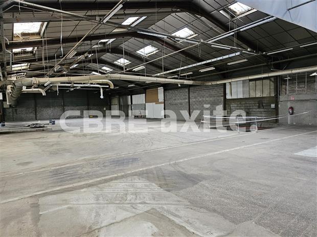 Local d'activités Location 74230 THONES