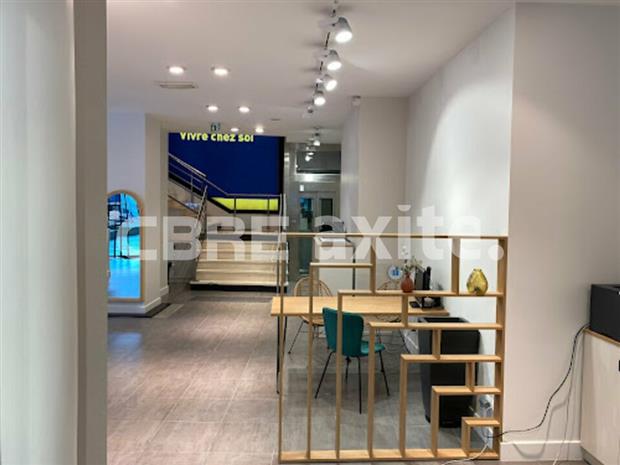 Commerce Location 74100 ANNEMASSE