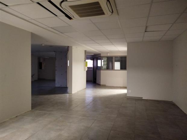 Commerce Location 74370 ARGONAY