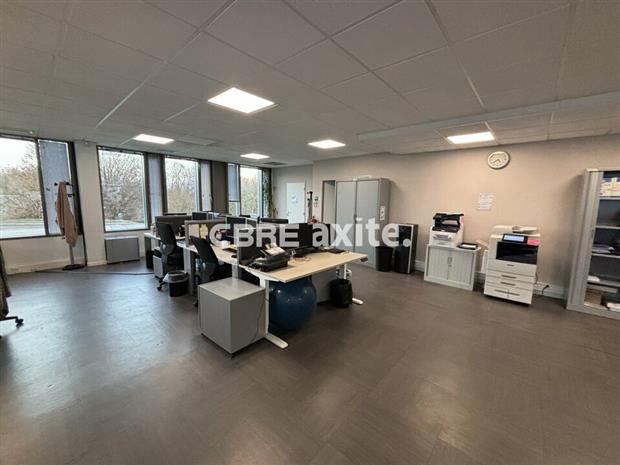 Bureau Location 74650 CHAVANOD