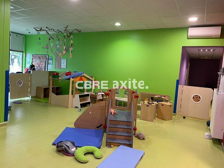 Bureau Location 74330 SILLINGY