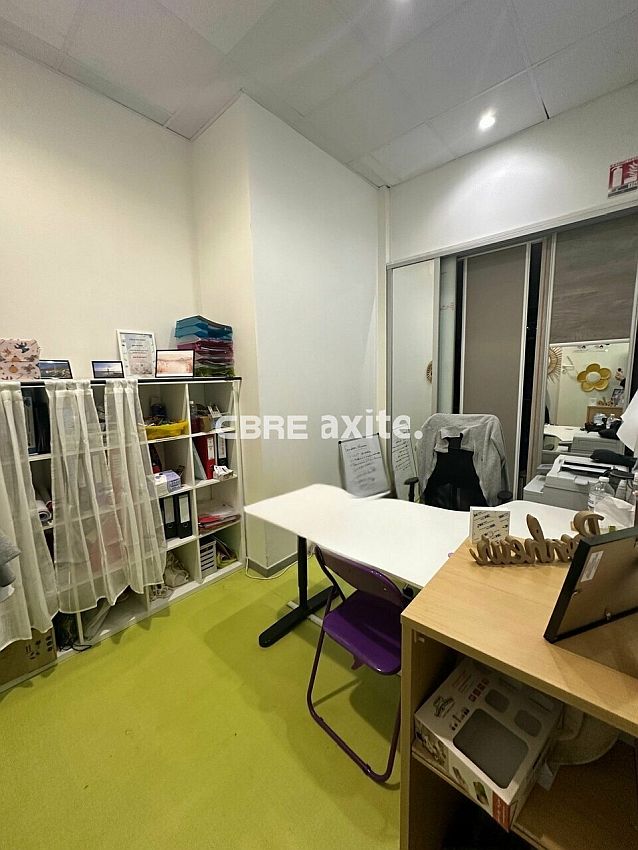 Bureau Location 74330 SILLINGY