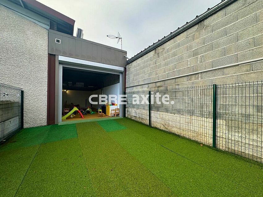 Bureau Location 74330 SILLINGY