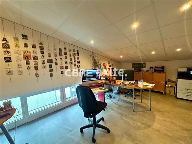 Bureau Location 74330 SILLINGY