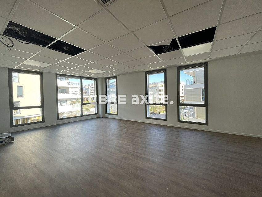 Bureau Location 74370 ANNECY