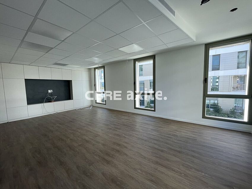 Bureau Location 74370 ANNECY