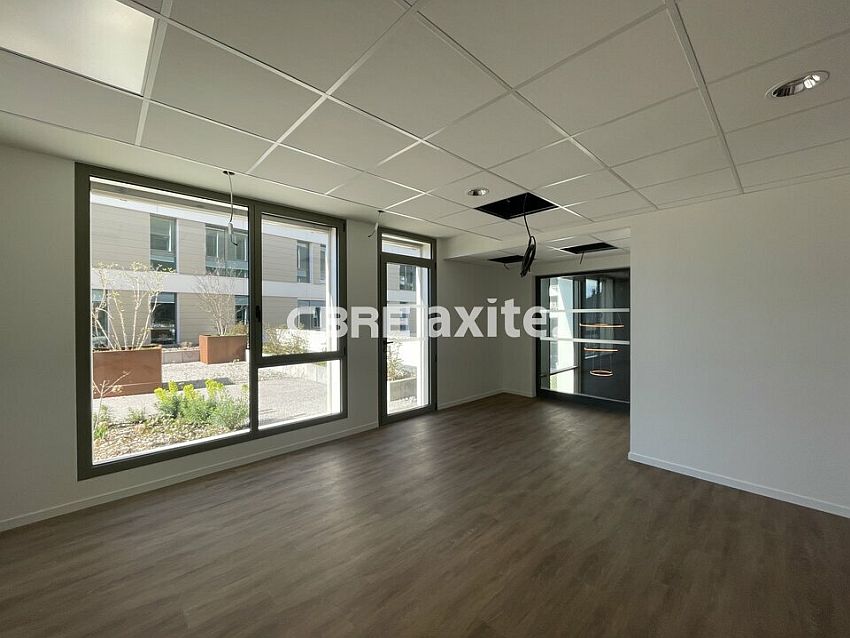 Bureau Location 74370 ANNECY