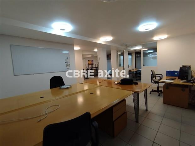 Commerce Location 74410 SAINT-JORIOZ