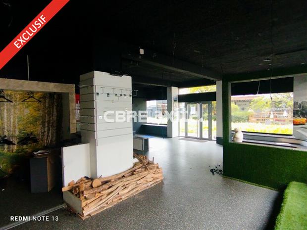 Commerce Location 74000 ANNECY