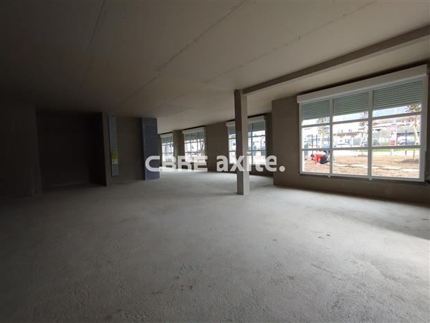 Commerce Location 74300 THYEZ