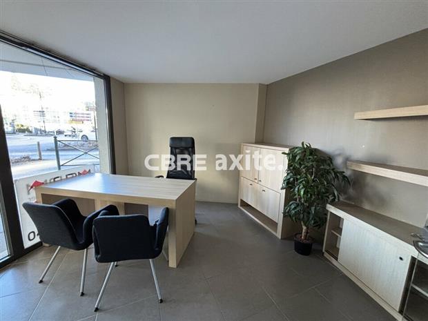 Commerce Location 74000 ANNECY