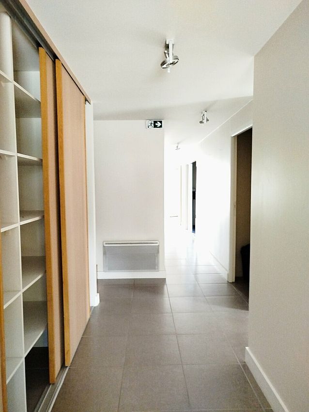 Commerce Location 74000 ANNECY