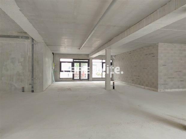 Commerce Location 74100 ANNEMASSE