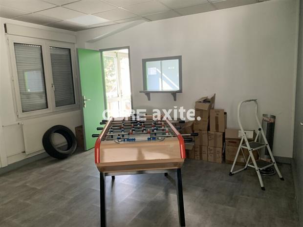 Local d'activités Vente 74300 MAGLAND