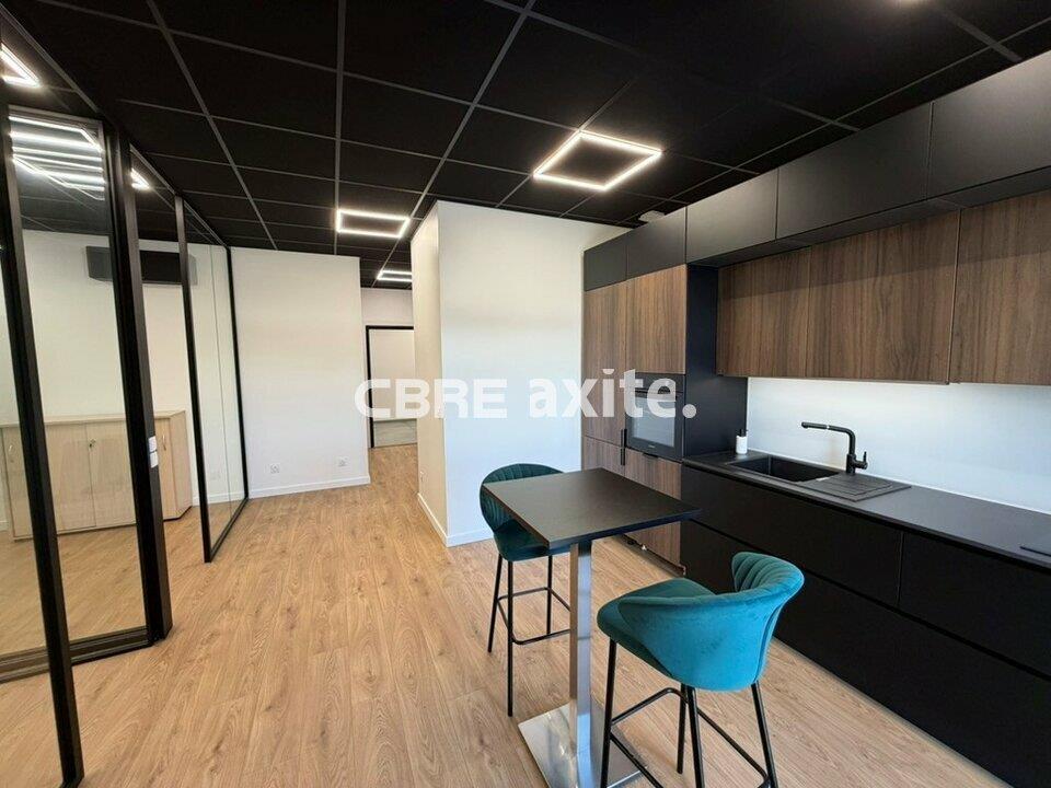 Local d'activités Location 74330 POISY