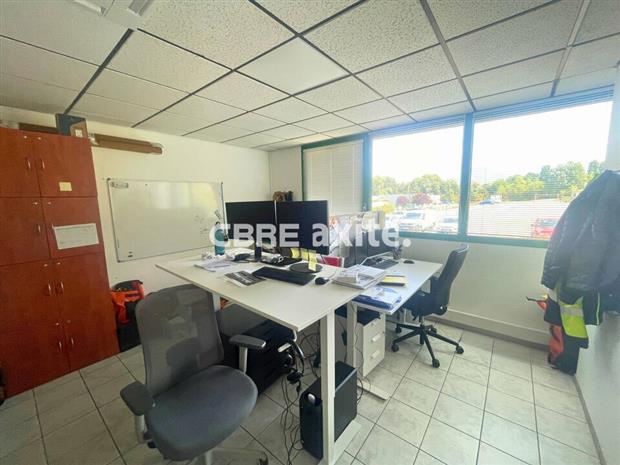 Bureau Location 74330 POISY
