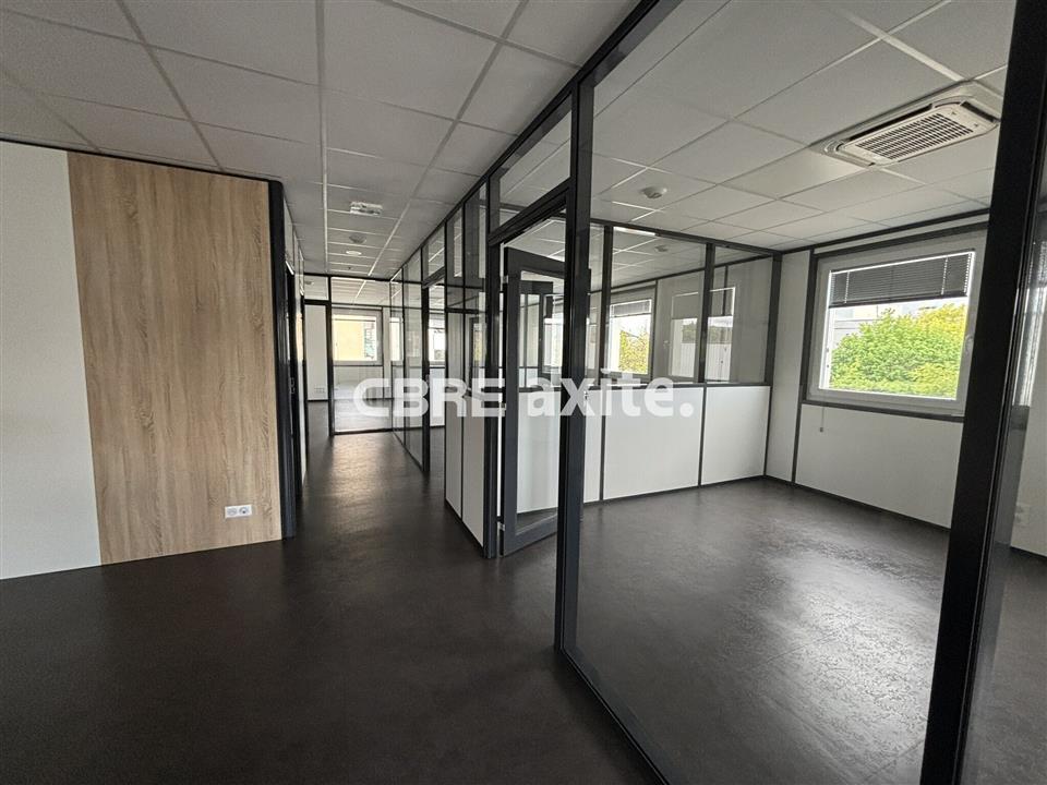 Bureau Location 74960 MEYTHET