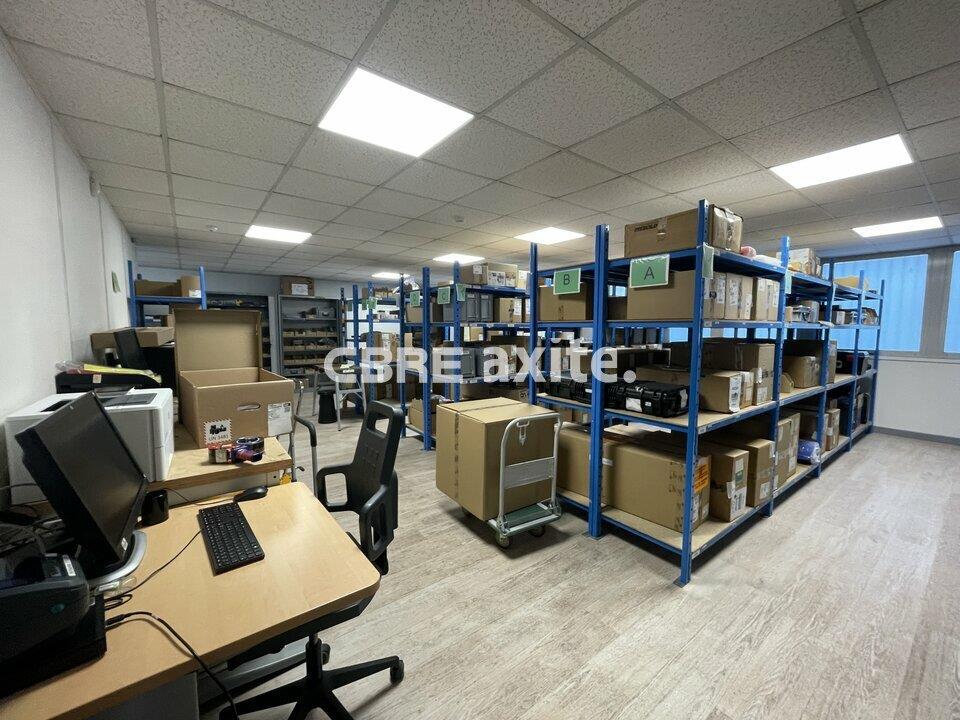 Bureau Location 74370 PRINGY
